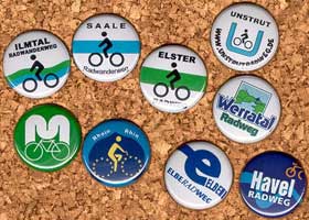 Radweg-Button, Pins, Sticker, Souvenirs